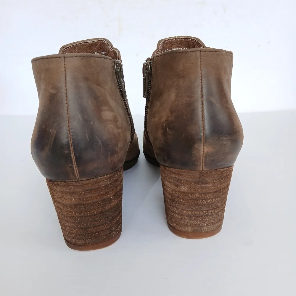 Abeo Felicity Leather Ankle Boots Taupe 7.5